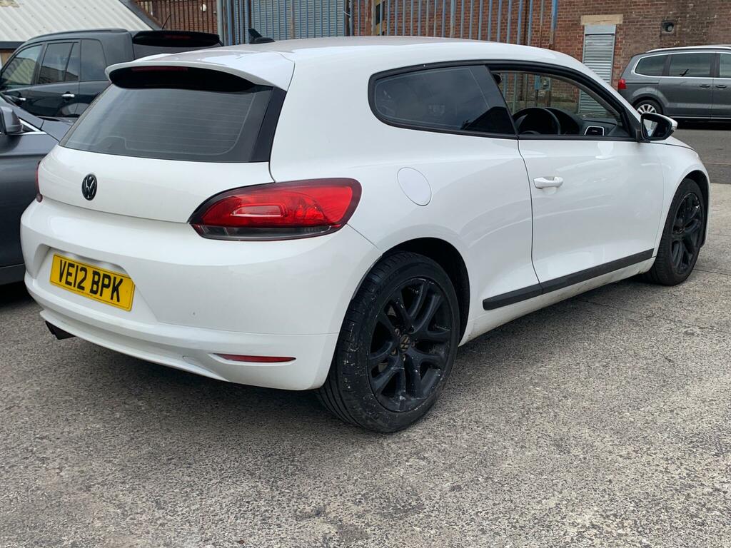 Volkswagen Scirocco 2.0 Tdi Bluemotion Tech Euro 5 Ss Nav White #3