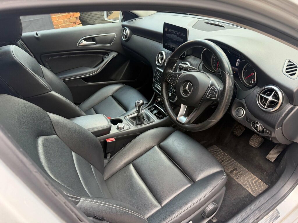 Mercedes-Benz A Class 1.5 A180d Sport Executive Euro 6 Ss Silver #4