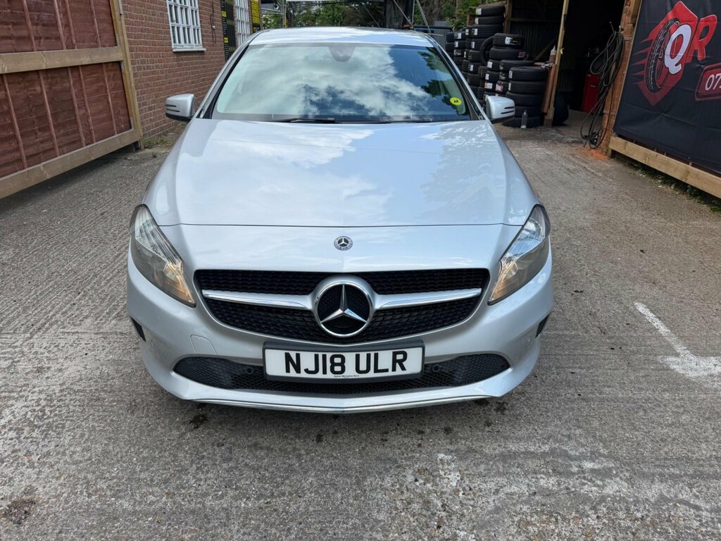 Mercedes-Benz A Class 1.5 A180d Sport Executive Euro 6 Ss Silver #2