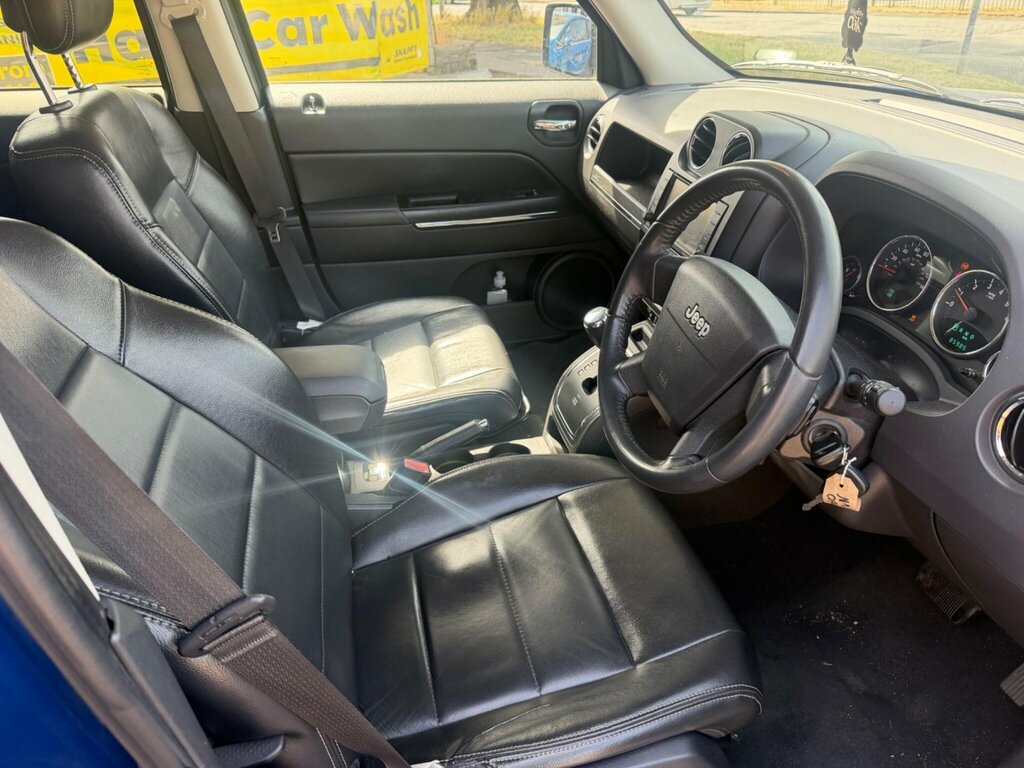 Jeep Patriot Suv Silver #3