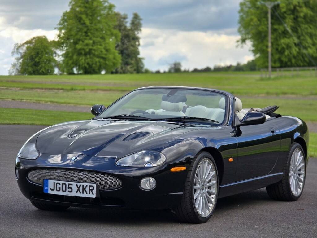 Jaguar XKR 4.2 Black #6