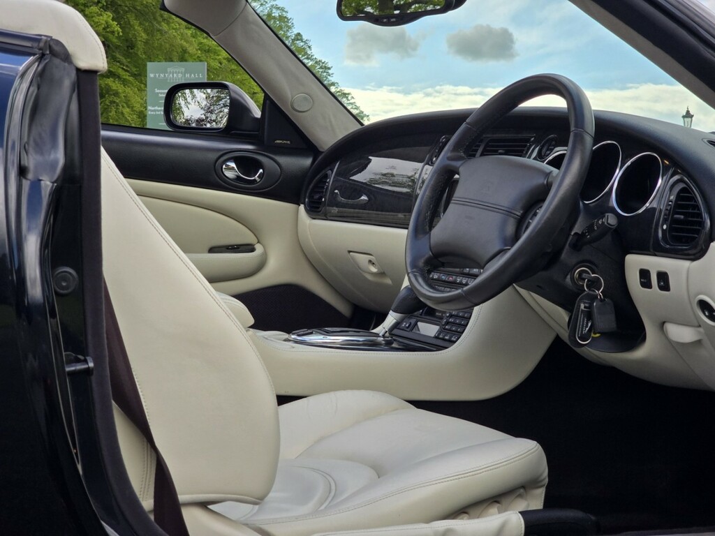 Jaguar XKR Xkr Convertible Silver #70
