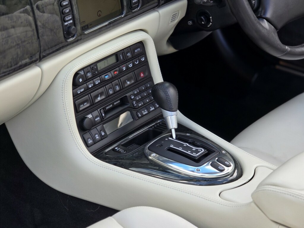Jaguar XKR Xkr Convertible Silver #49
