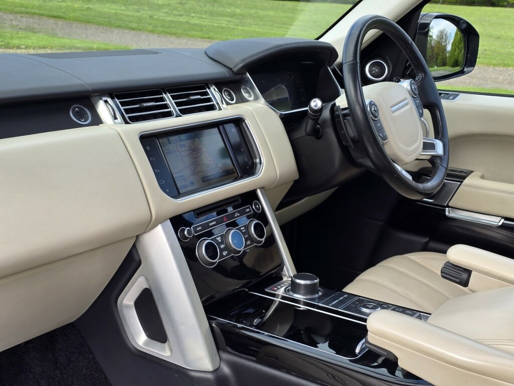 Land Rover Range Rover 4.4 Sd V8 Vogue Se SR16CZO Black #2