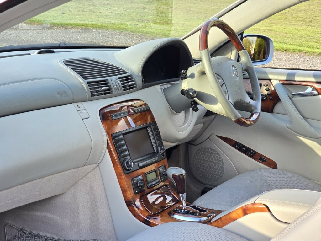 Mercedes-Benz CL 5.0 Cl500 Silver #32