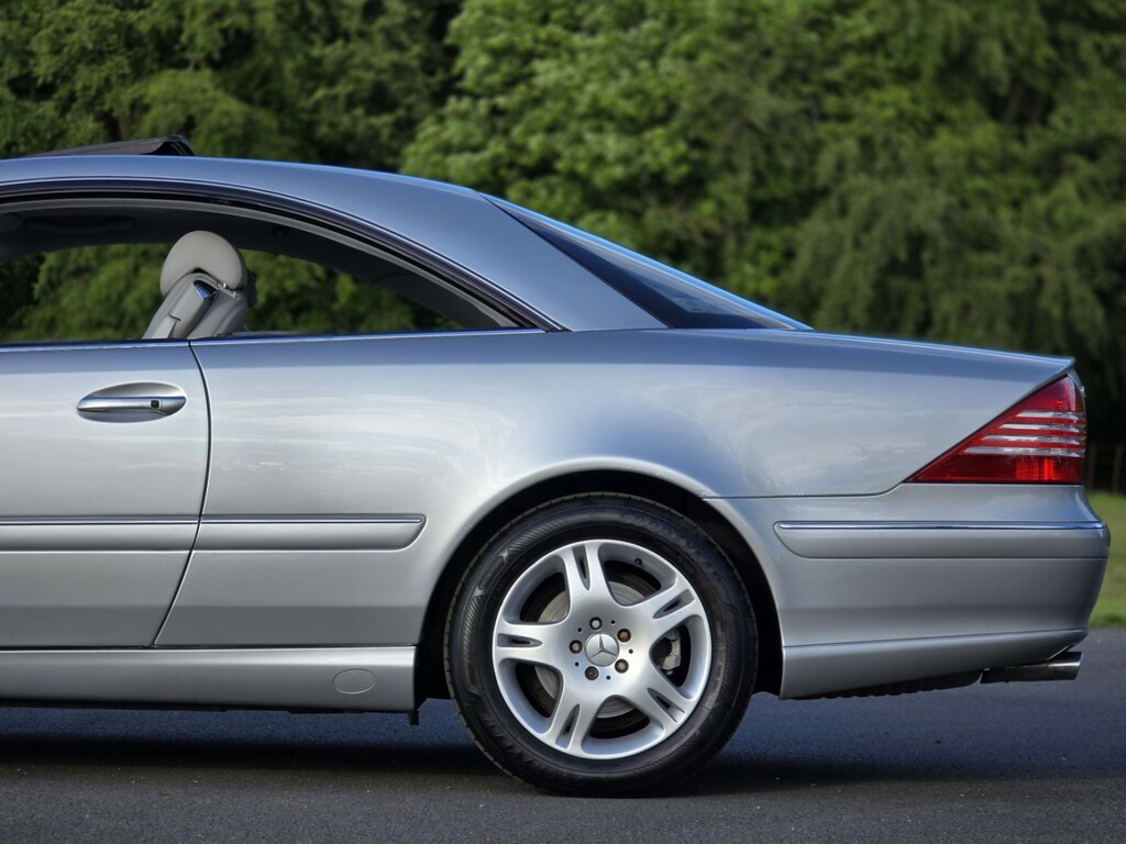 Mercedes-Benz CL 5.0 Cl500 Silver #23