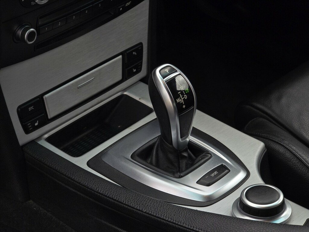 BMW 5 Series 3.0 530D M Sport Saloon Black #3
