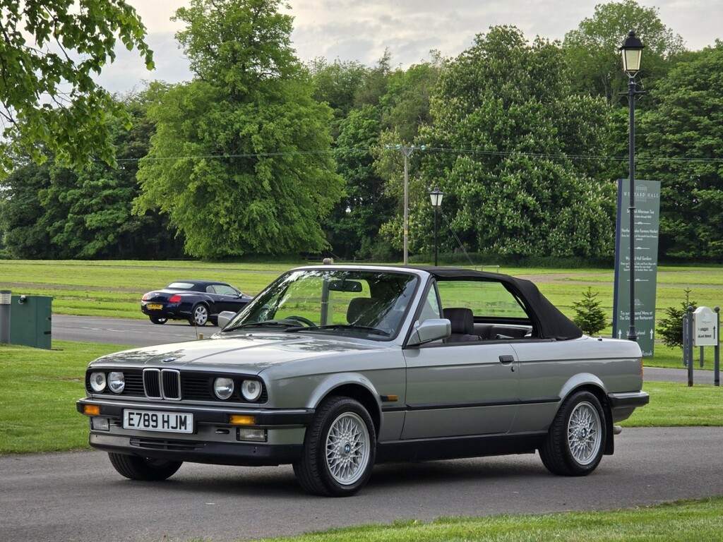 BMW 3 Series Hatchback Red #67