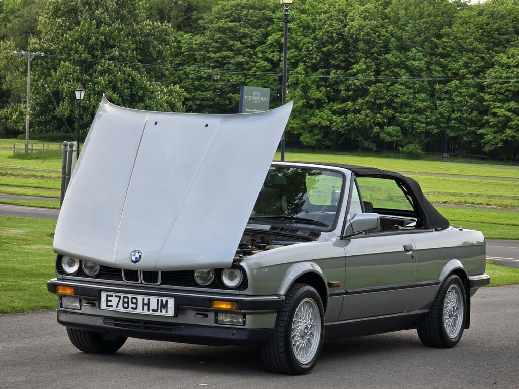 BMW 3 Series Hatchback Red #70