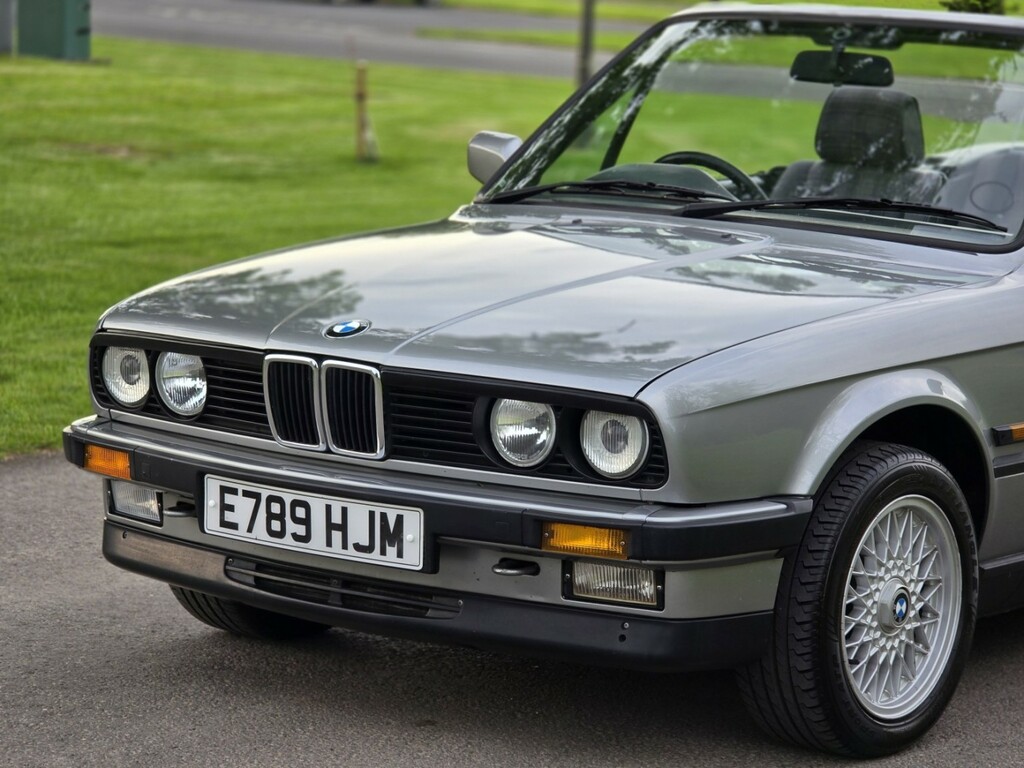 BMW 3 Series Hatchback Red #32