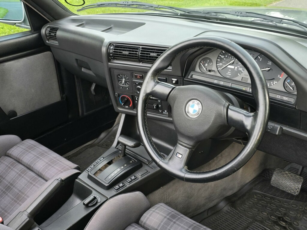 BMW 3 Series Hatchback Red #17