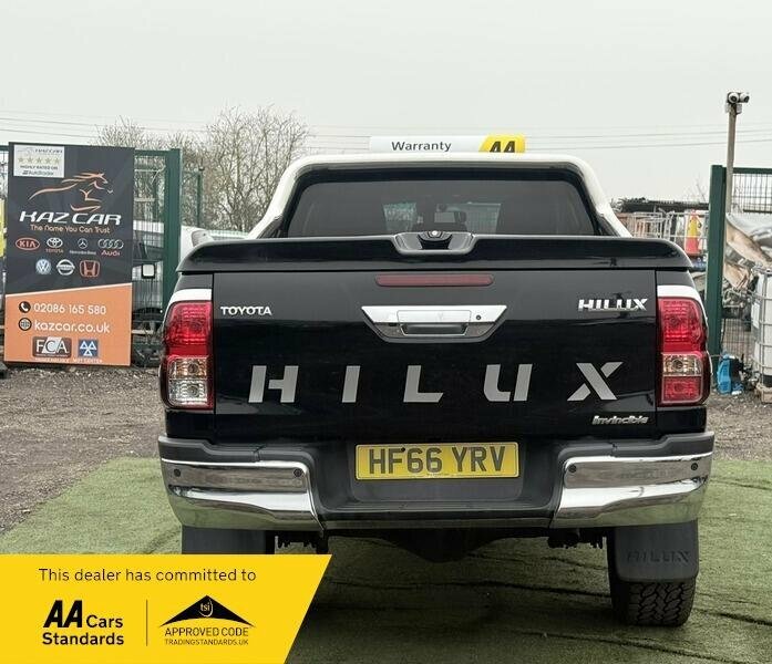 Toyota HILUX For Sale In Upminster Black #5