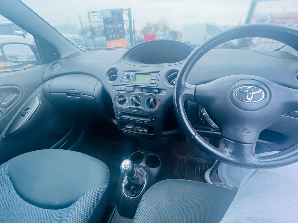 Toyota Yaris For Sale In Upminster Blue #4
