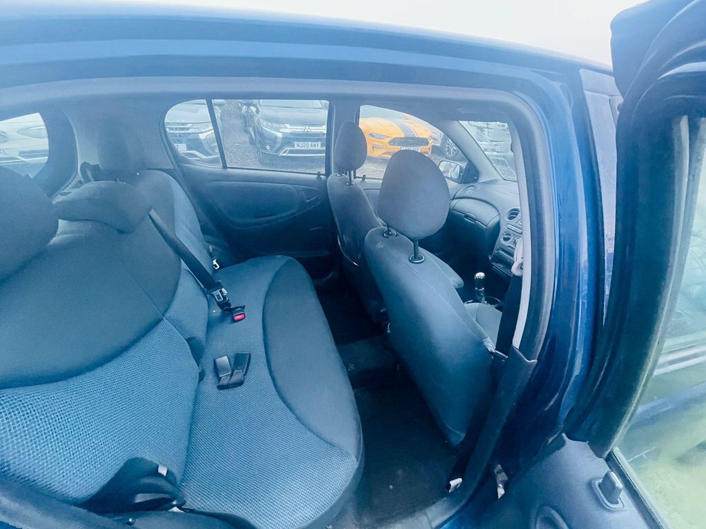 Toyota Yaris For Sale In Upminster Blue #3