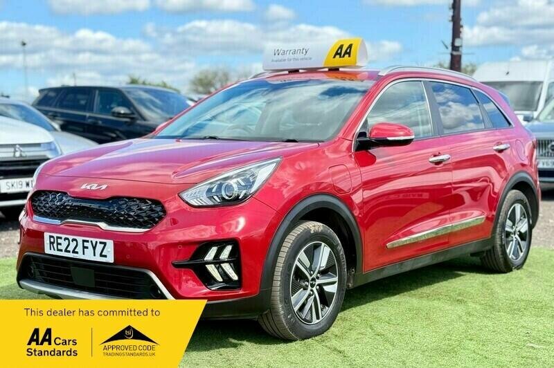 Kia Niro For Sale In Upminster RE22FYZ Red #4