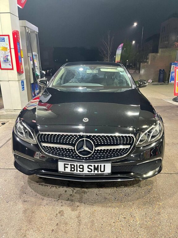 Mercedes-Benz E Class For Sale In Upminster FB19SMU Black #3