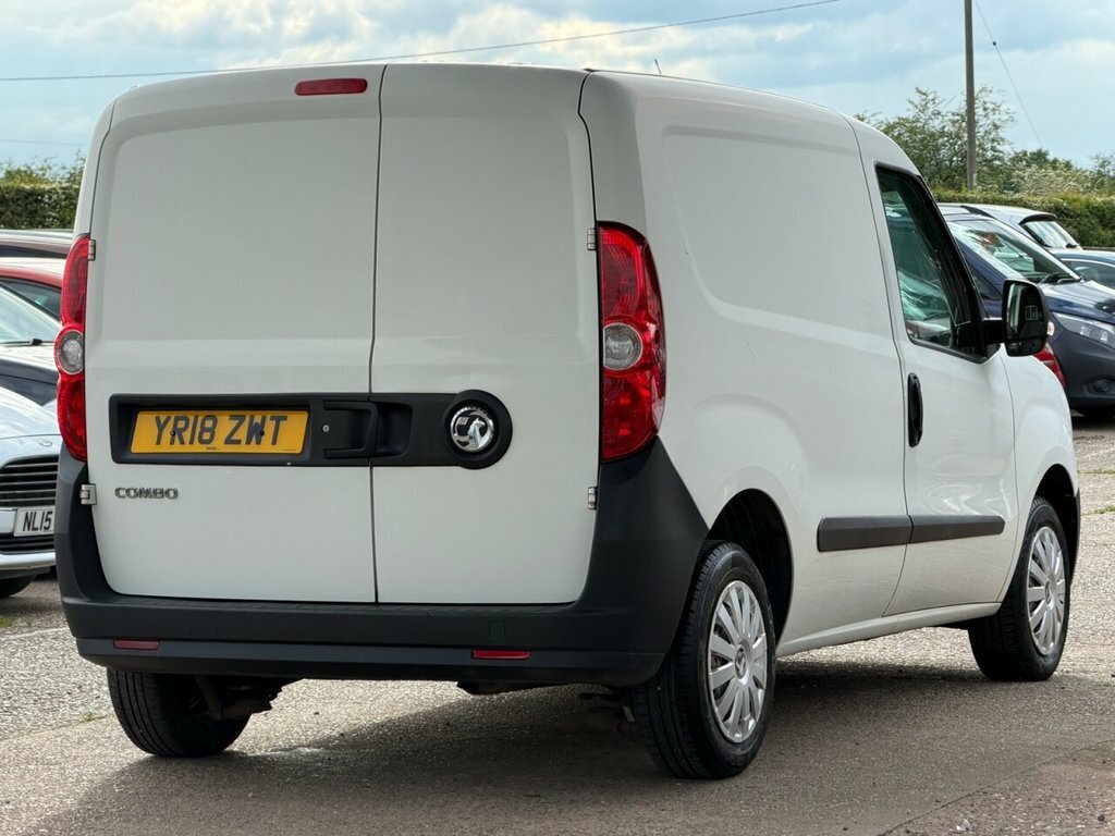 Vauxhall Combo L1h1 2000 Cdti YR18ZWT White #6