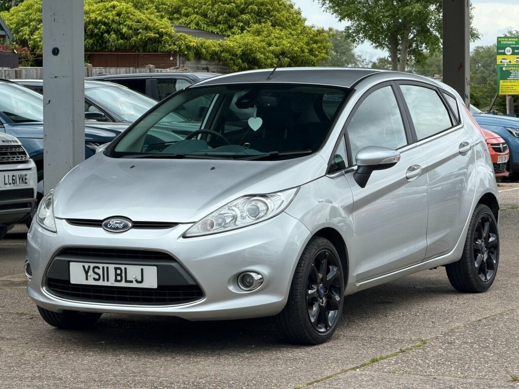 Ford Fiesta 1L Titanium YS11BLJ Silver #3