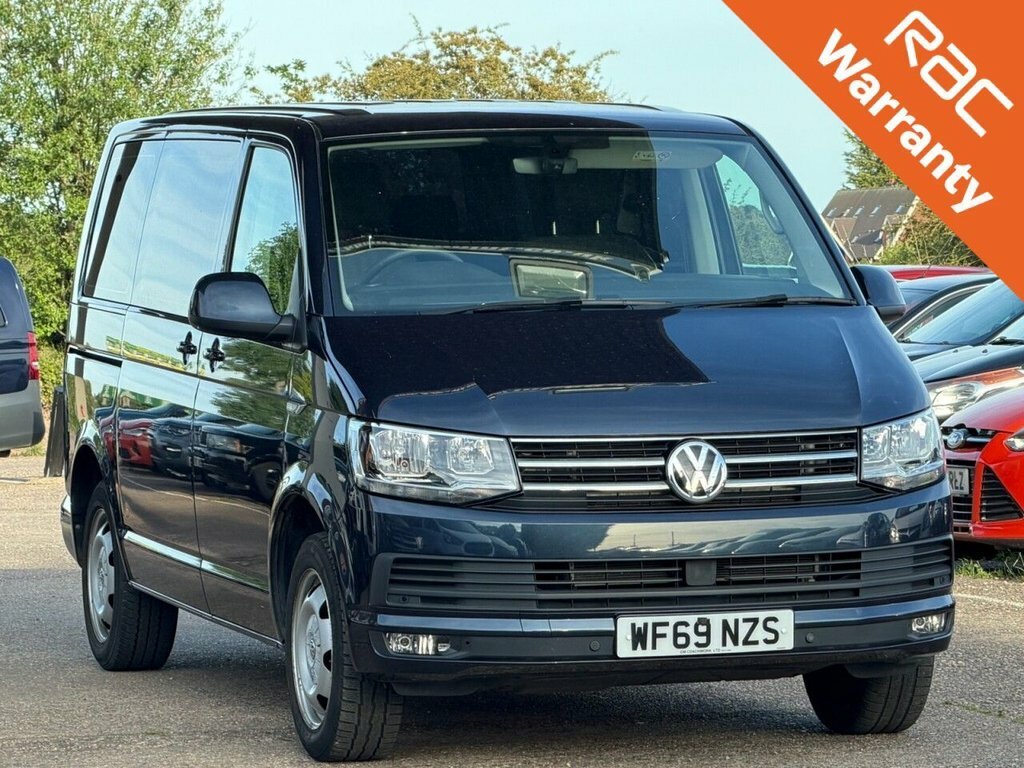Volkswagen Transporter Shuttle 2L Se Blue