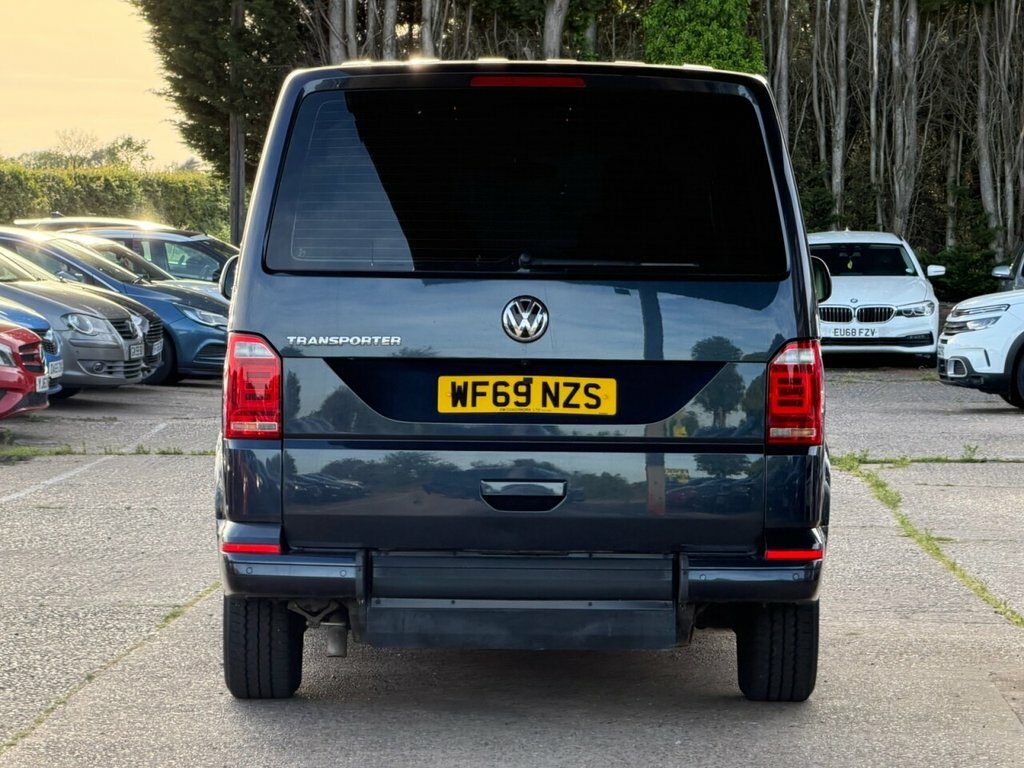 Volkswagen Transporter Shuttle 2L Se Blue #5