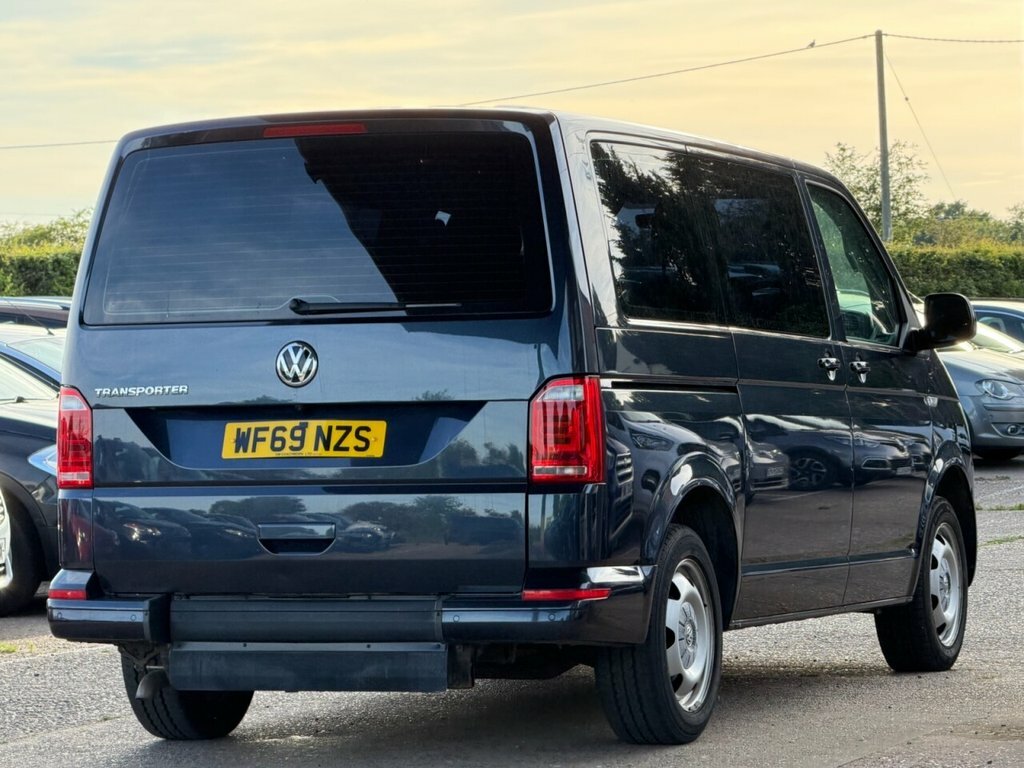 Volkswagen Transporter Shuttle 2L Se Blue #6