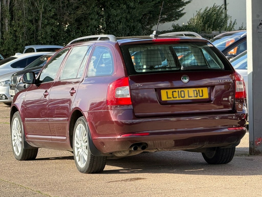 Skoda Octavia 1.8L Laurin Klement Red #4