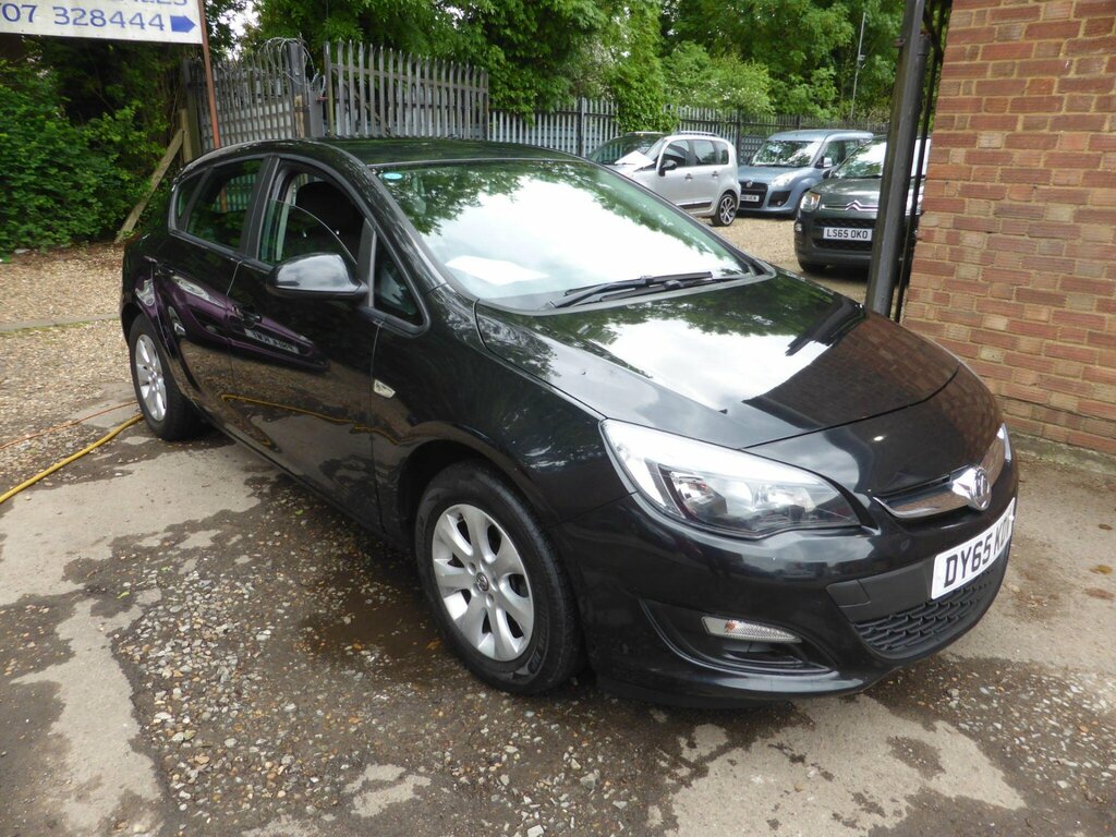 Vauxhall Astra 1.4I Design Hatchback Euro 6 10 DY65KDV Black #2