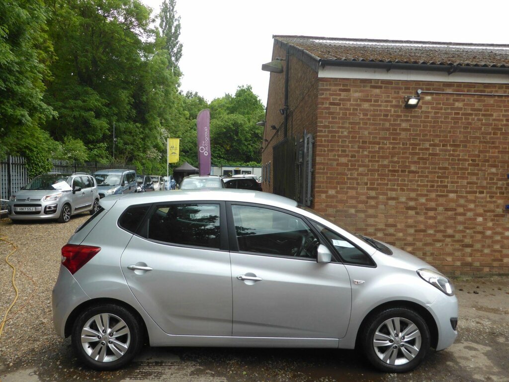 Hyundai Ix20 1.4 Active Euro 5 Ss Silver #3