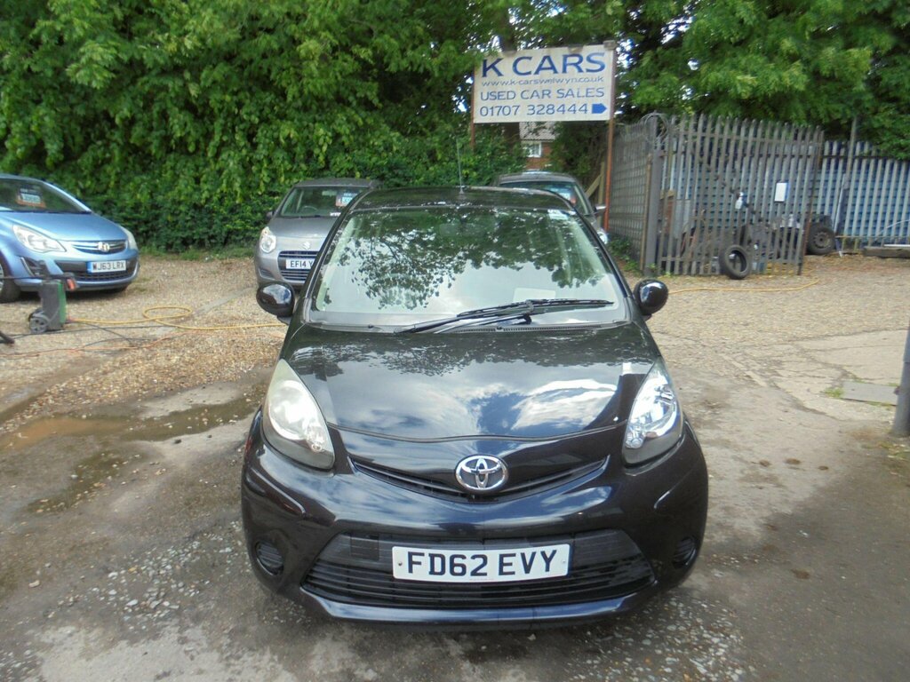 Toyota Aygo 1.0 Vvt-i Ice Euro 5 FD62EVY Black #4