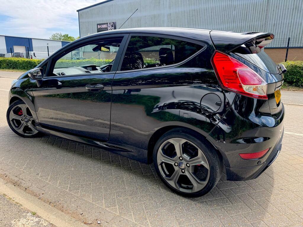Ford Fiesta 1.6T Ecoboost St-3 Euro 6 HV15NSZ Black #3