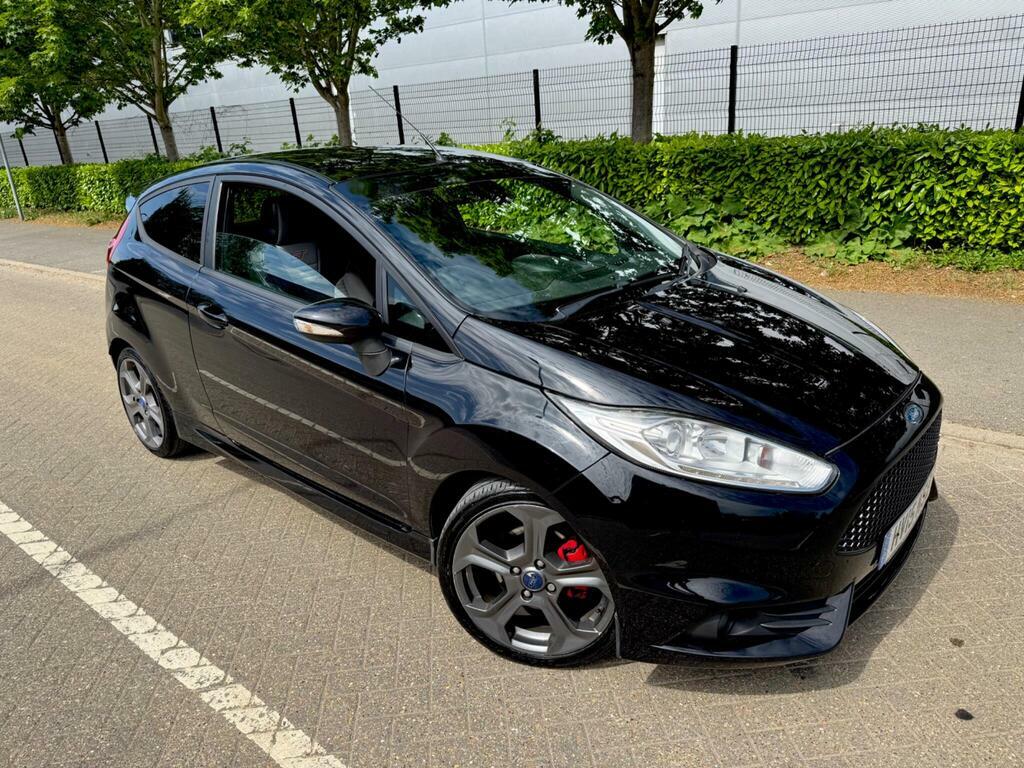Ford Fiesta 1.6T Ecoboost St-3 Euro 6 HV15NSZ Black #2