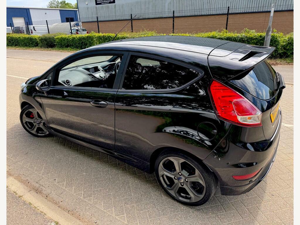 Ford Fiesta 1.6T Ecoboost St-3 Euro 6 HV15NSZ Black #4