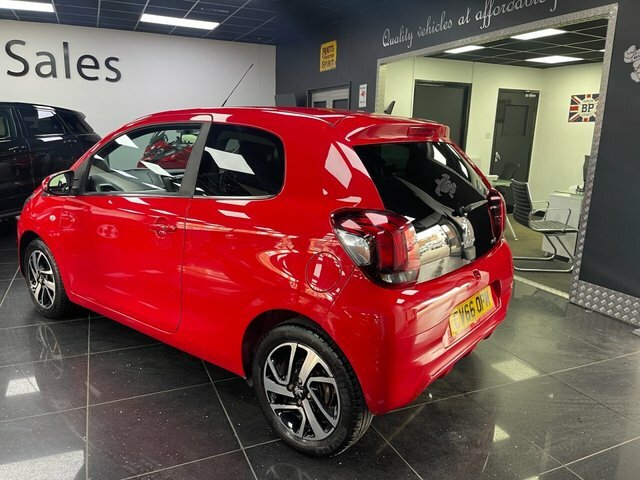 Peugeot 108 Puretech Allure Hatchback Red #4