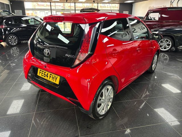 Toyota Aygo Vvt-i X-pression Hatchback FE64FHY Red #5