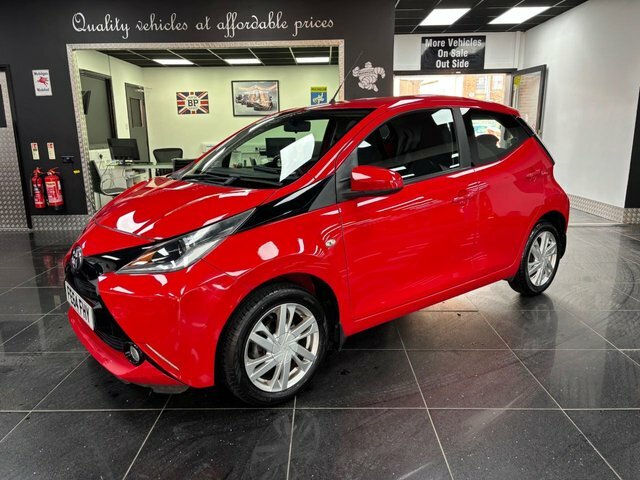 Toyota Aygo Vvt-i X-pression Hatchback Red