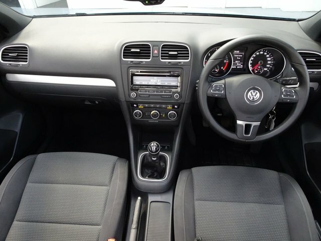 Volkswagen Golf 1.6 Tdi Bluemotion Tech Se Cabriolet Ma Blue