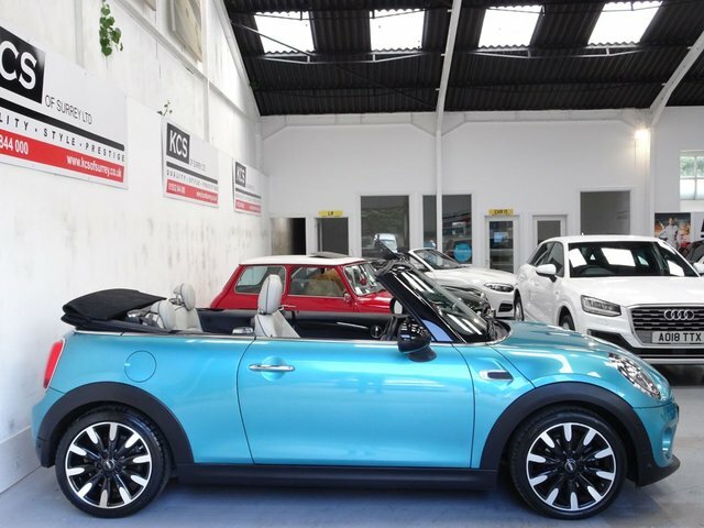 Mini Convertible 1.5 Cooper Exclusive Convertible Steptr Blue #3