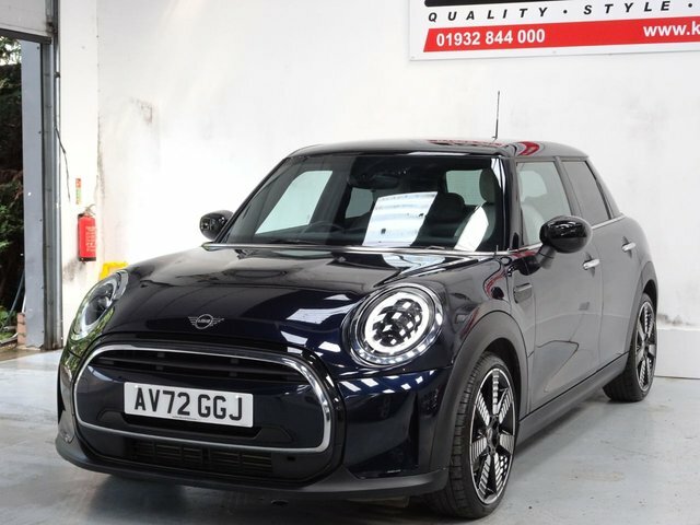 Mini Hatch 1.5 Cooper Exclusive Hatchback Steptron AV72GGJ Black #4