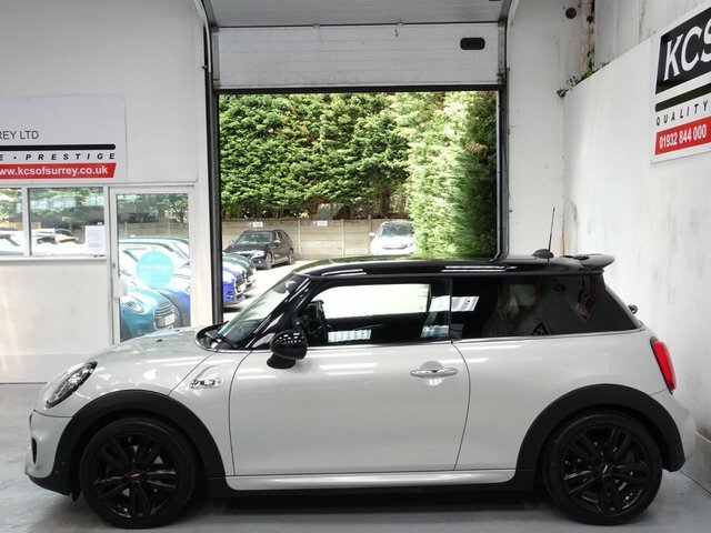 Mini Hatch 2.0 Cooper S Sport Hatchback Steptronic RX68TGV Silver #3