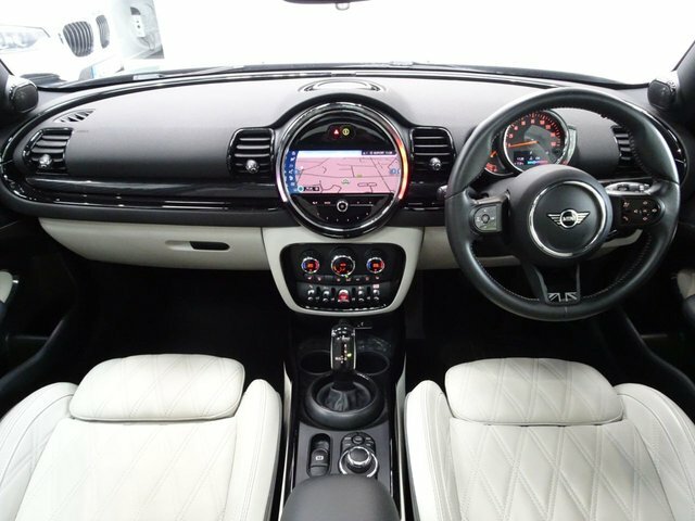 Mini Clubman 1.5 Cooper Exclusive Estate 6Dr Steptronic HK72SUF Green #2