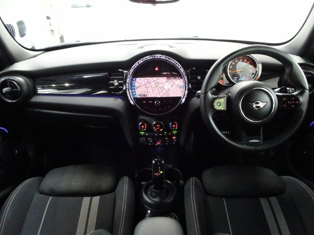 Mini Hatch 2.0 Cooper S Sport Hatchback Steptronic LX71JXO Black #2