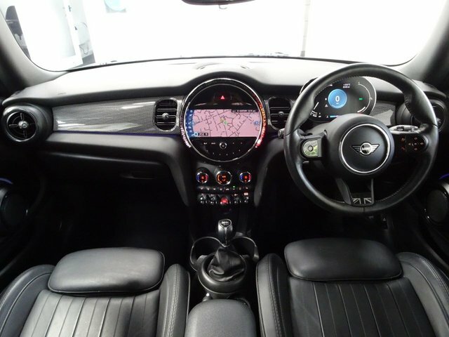 Mini Hatch 1.5 Cooper Exclusive Hatchback E GJ22UKY Grey #2