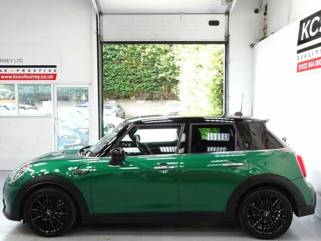 Mini Hatch 2.0 Cooper S Exclusive Hatchback Steptr FJ73UPO Green #3
