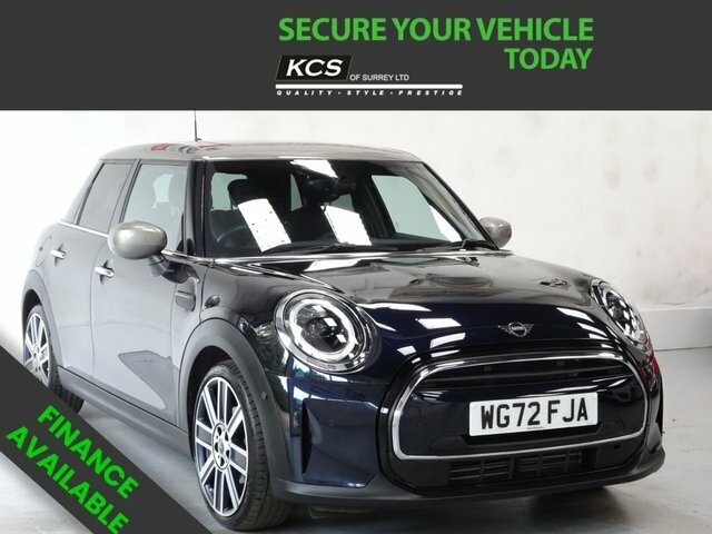 Mini Hatch 1.5 Cooper Exclusive Hatchback Steptron Black