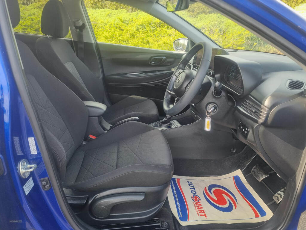 Hyundai Bayon 1.0 Tgdi 48V Mhev Premium Dct YGZ4900 Blue #6