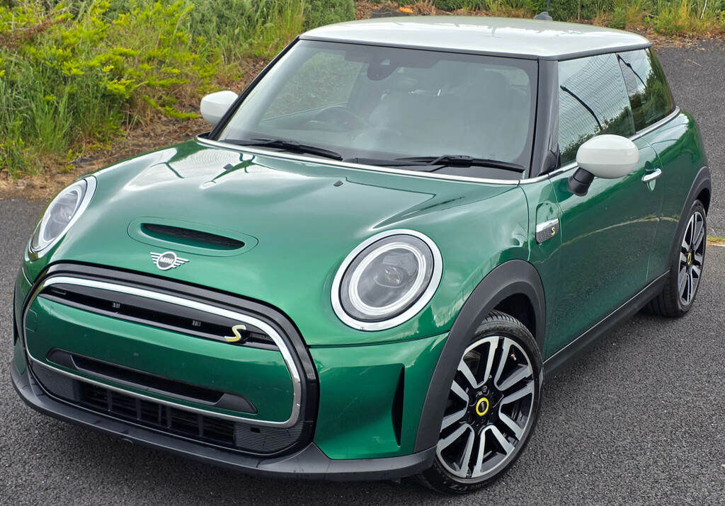 Mini Hatch 135Kw Cooper S Level 2 33Kwh Green