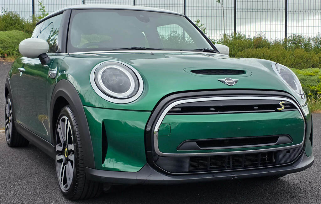 Mini Hatch 135Kw Cooper S Level 2 33Kwh YGZ5842 Green #4