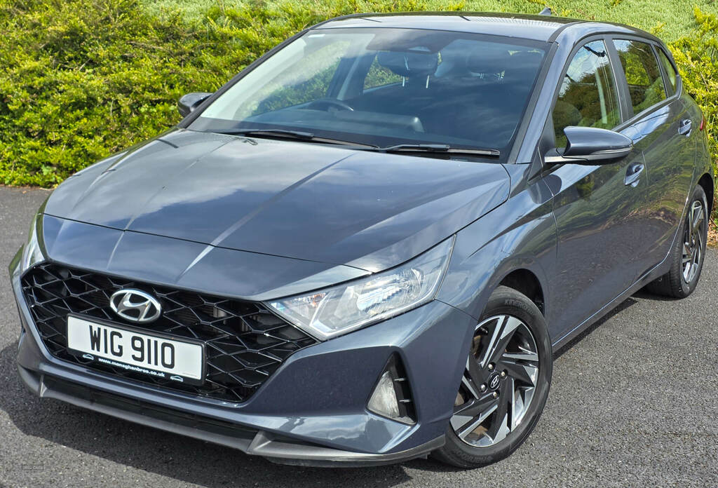 Hyundai I20 1.0T Gdi 48V Mhd Se Connect Dct Grey