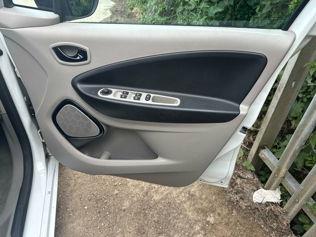 Renault Zoe 22Kwh Dynamique Nav Hatchback B White #34