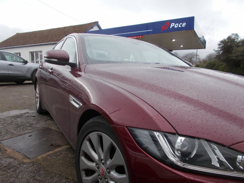 Jaguar XE 2.0D Portfolio Saloon Euro 6 Ss OE15NJV Red #2